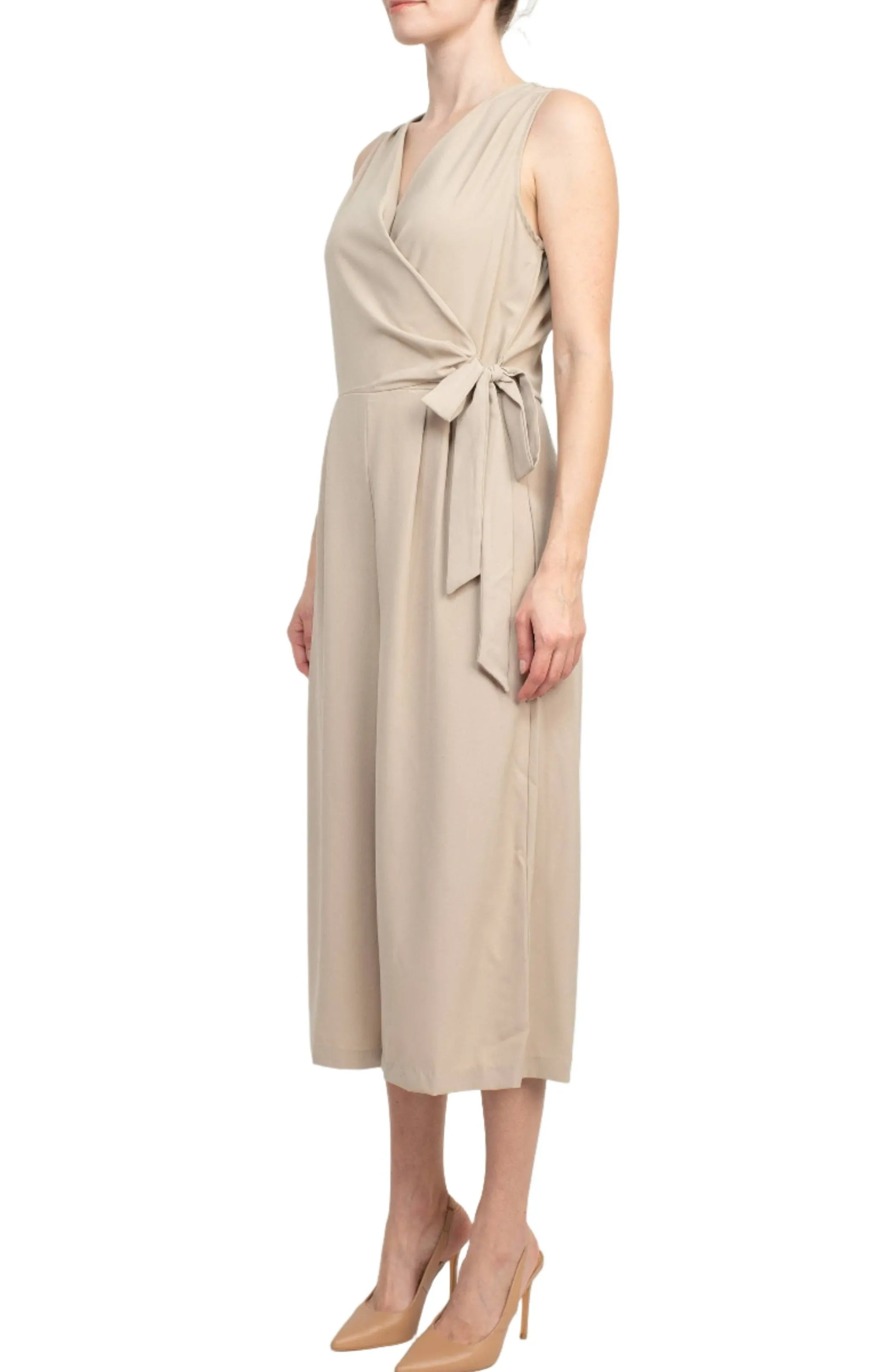 Emma & Michele V-Neck Sleeveless Tie Side Solid Pockets Crepe Jumpsuit