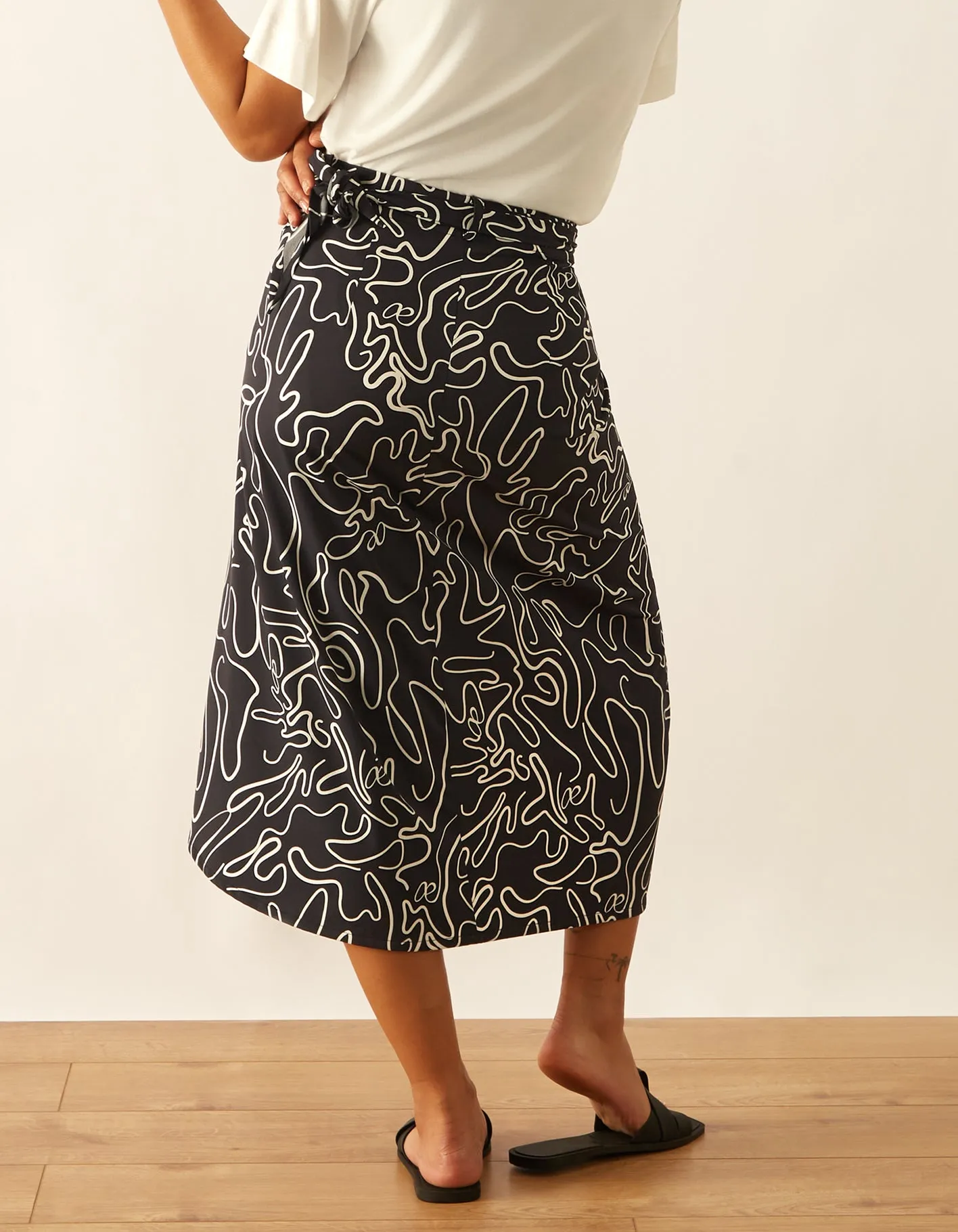 It's A Swirl Midi Skirt