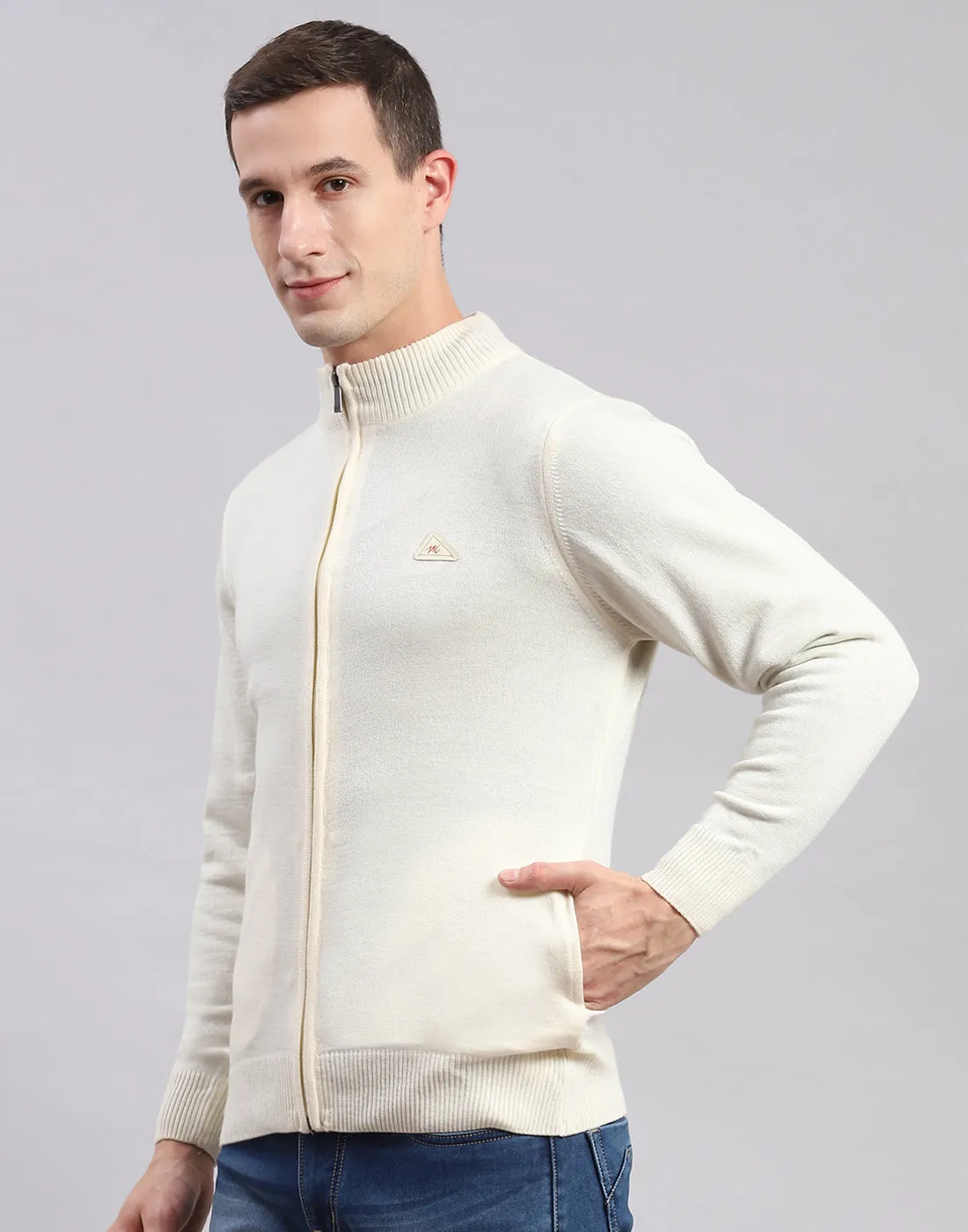 Men Cream Solid Stand Collar Full Sleeve Pullover