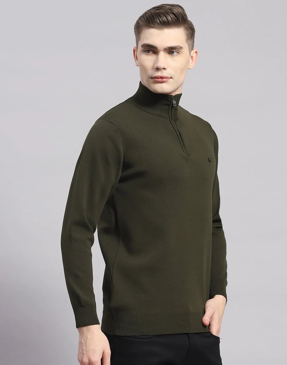 Men Green Solid H Neck Full Sleeve Pullover