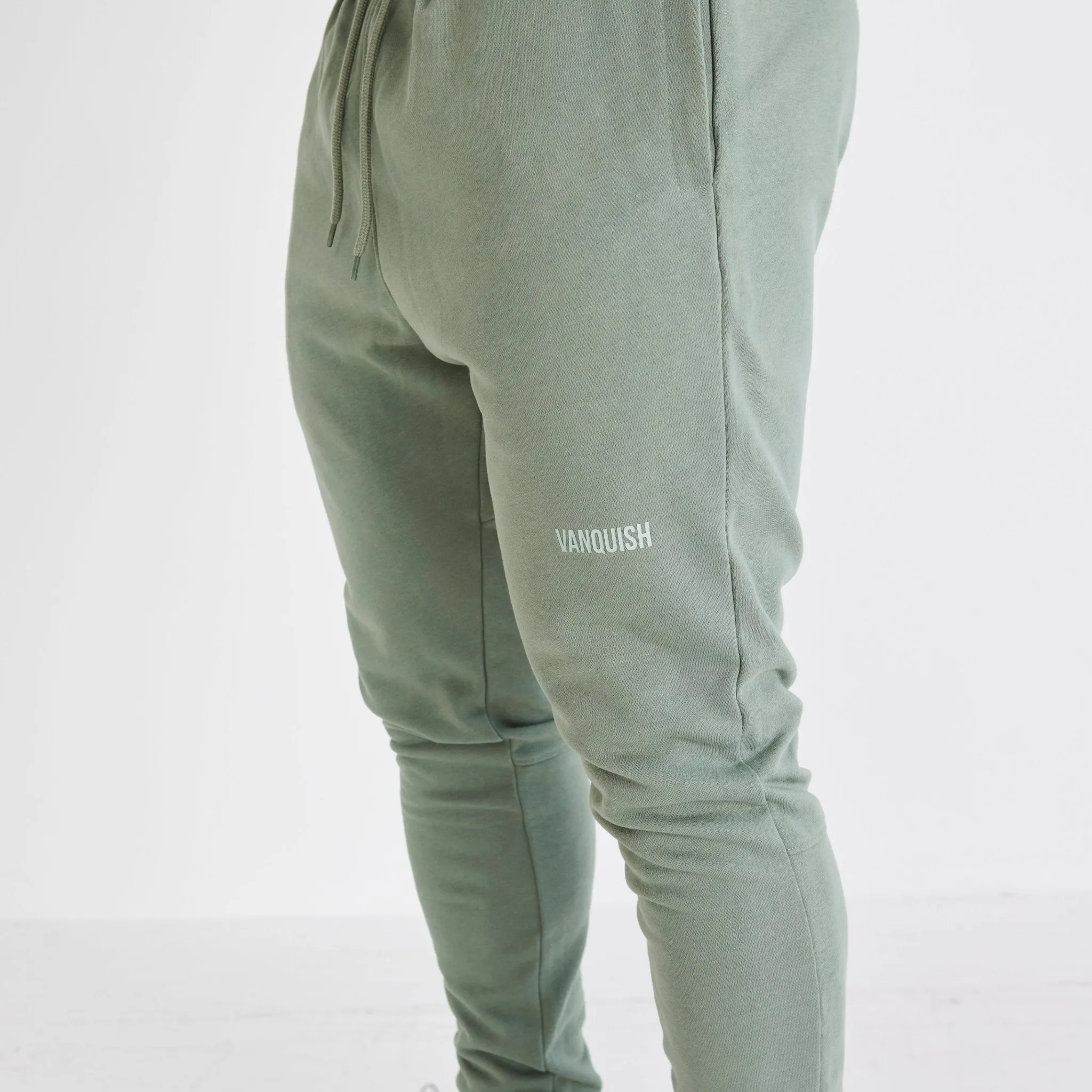 Vanquish Essential Green Tapered Fit Sweatpants