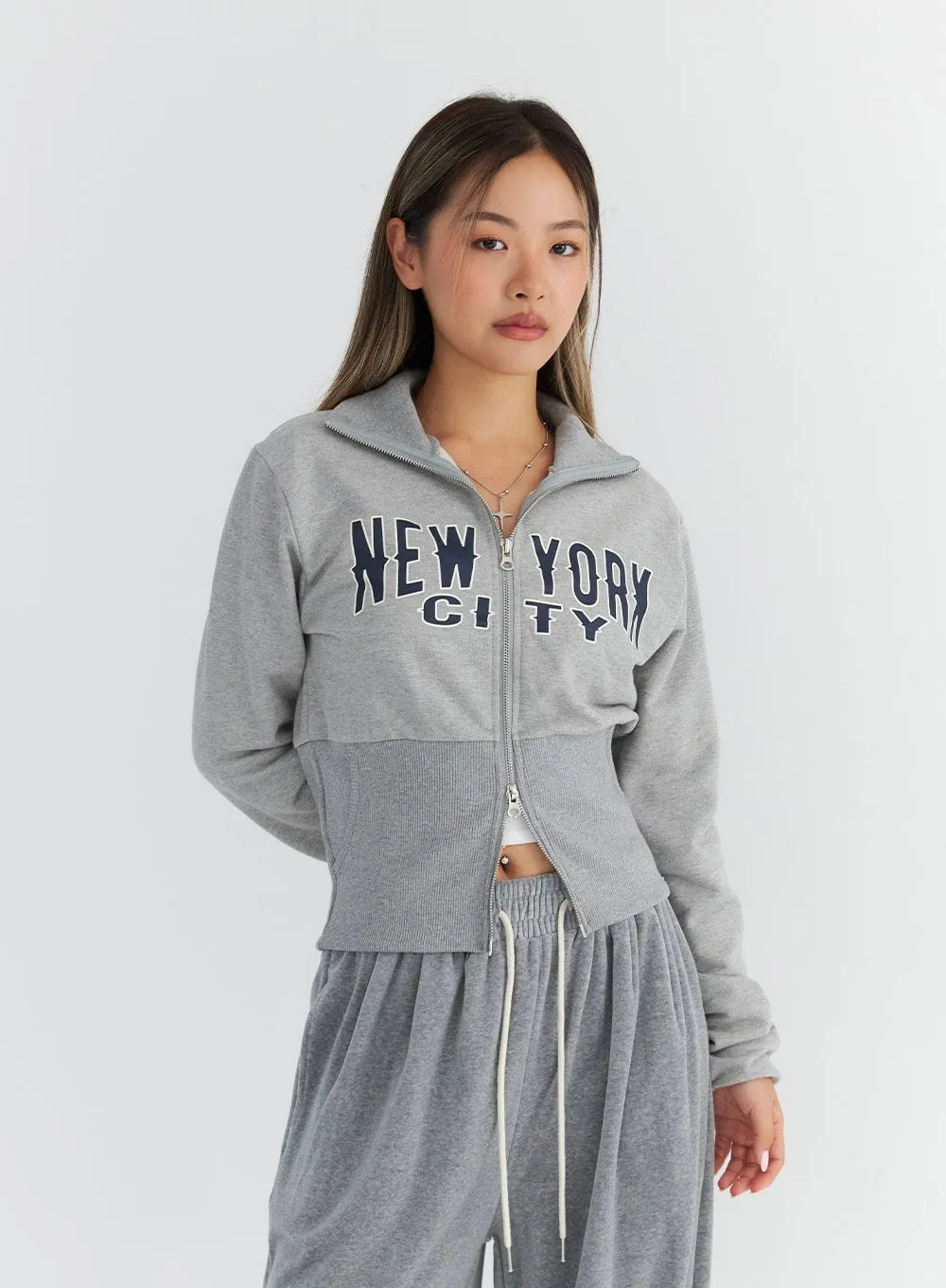 Wide Collar Zip Up Sweatshirt CO311